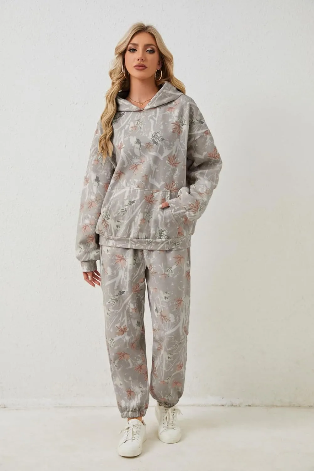 2 Piece Camo Sweatsuits for Women Oversized Maple Leaf Hoodies Sets Graphic Sweatshirts Tracksuits Fleece Fall Outfits