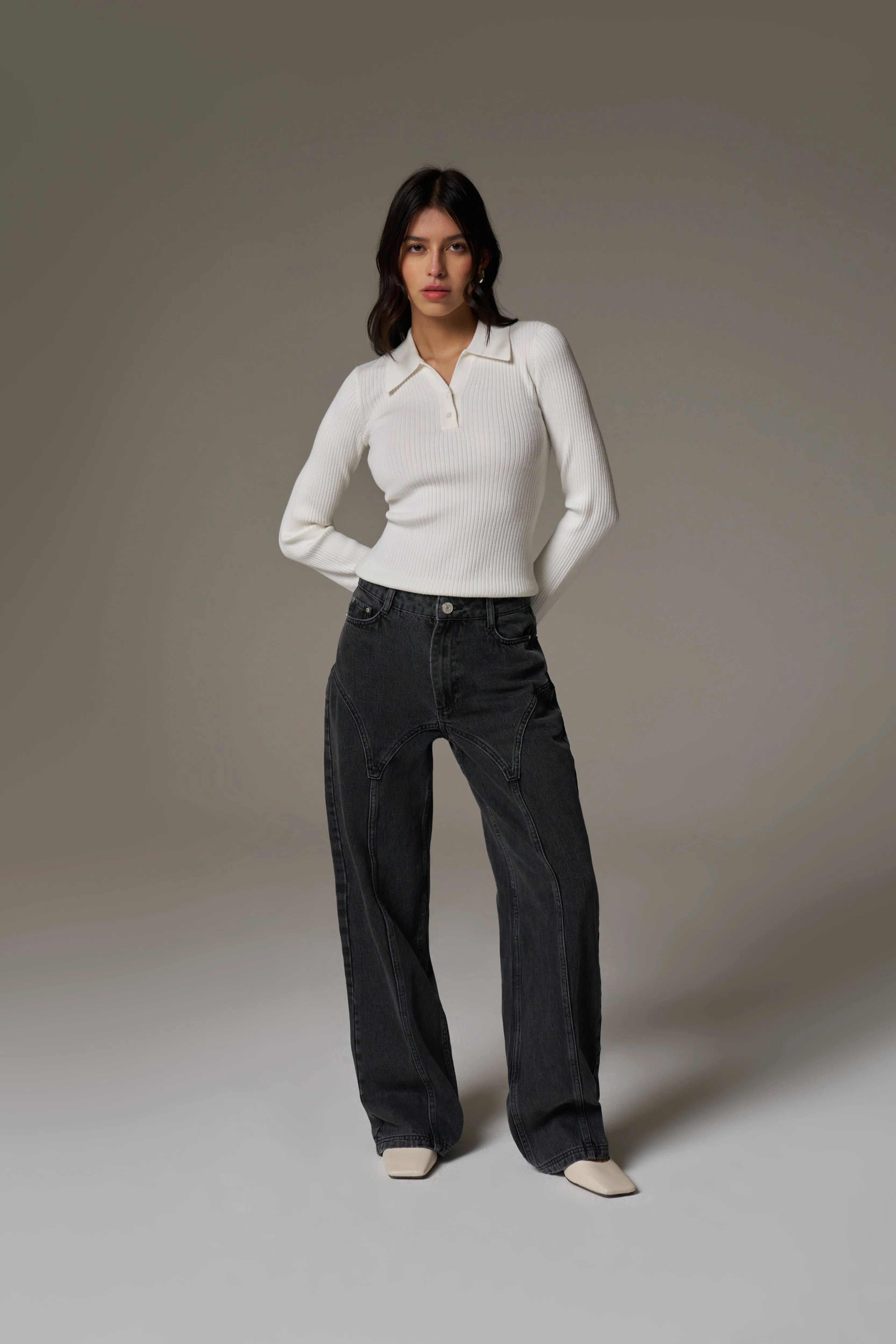KNITTED RIBBED BUTTON THROUGH TOP - OFF WHITE
