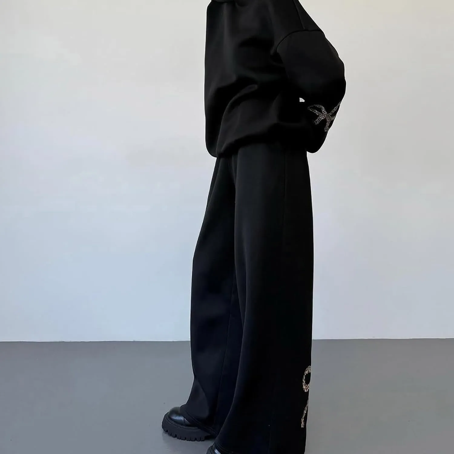 Women 2 Piece Bow Print Tracksuit Outfits Long Sleeve Hoodies Wide Leg Sweatpant Oversized Sweat Set with Pockets